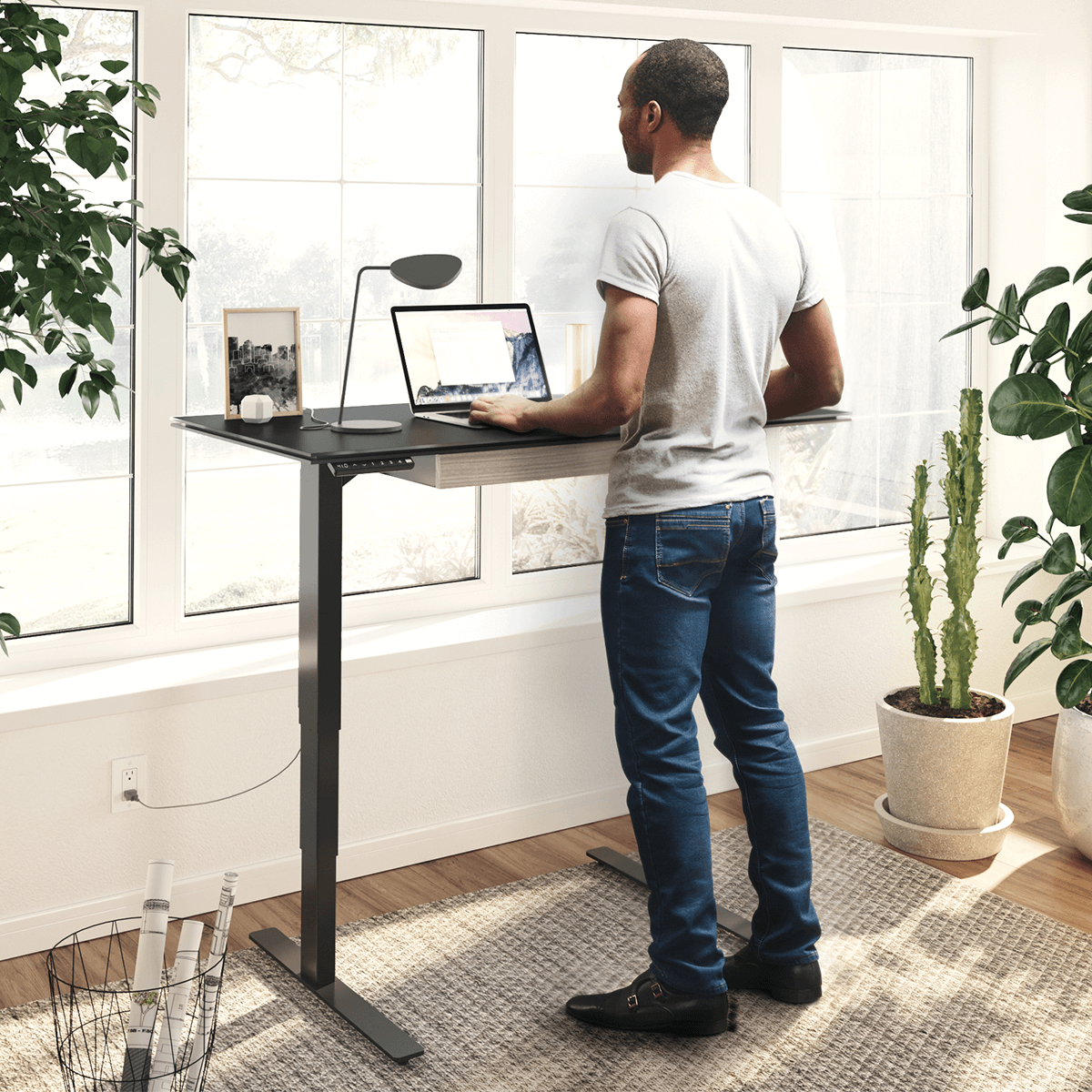 stagedofficedesk_STANCE